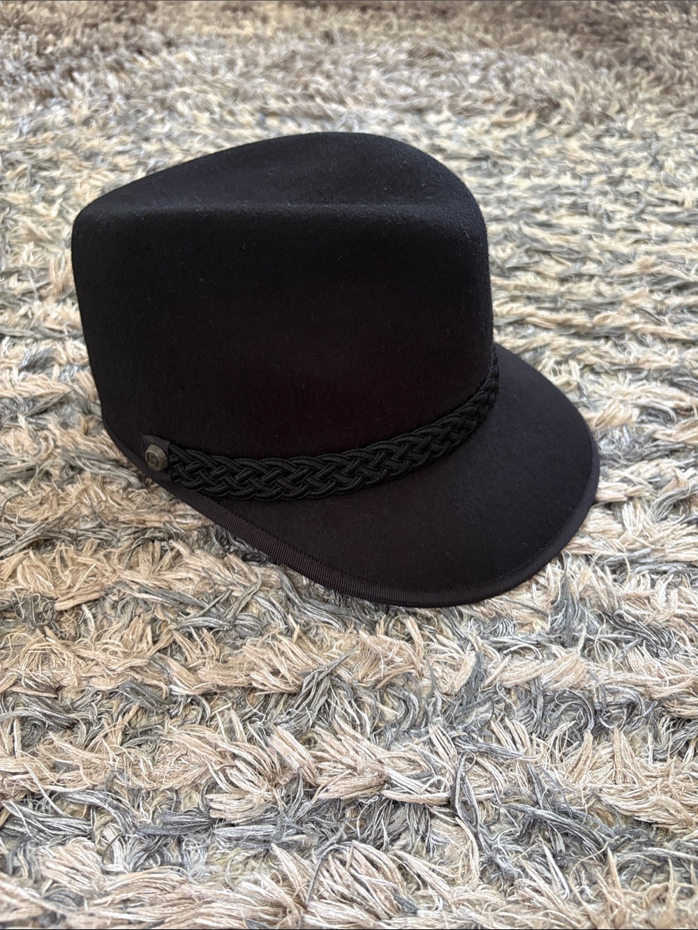 Eric Javits New York Black 100% Wool Water Repellent Newsboy Cap One Size - Picture 1 of 13